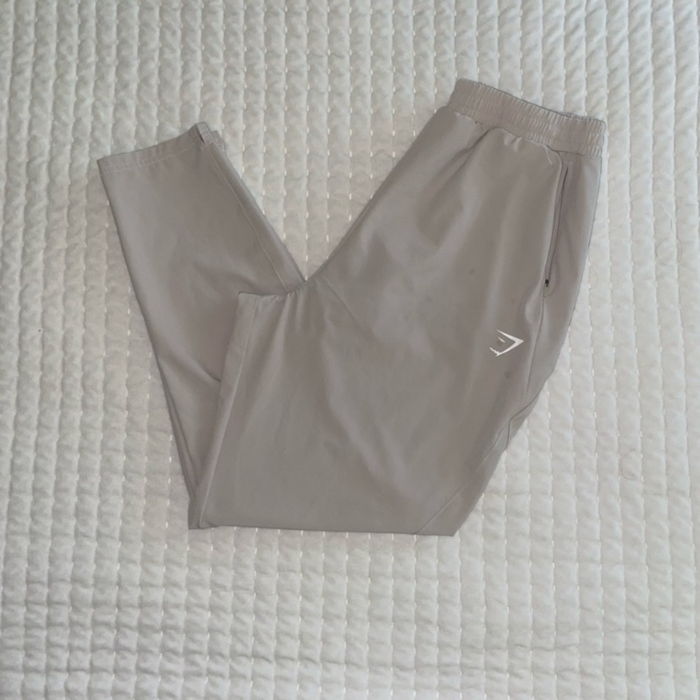 GYMSHARK maximise track joggers